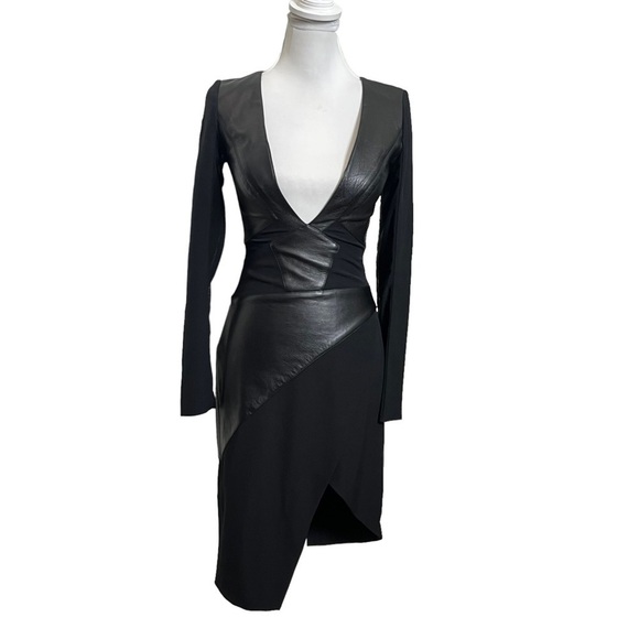 Welcome to my closet! - Picture 2 of 15